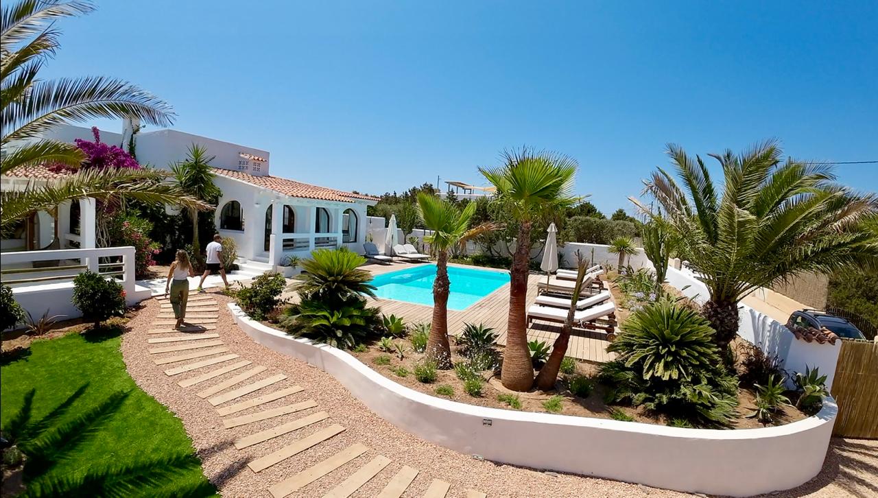 Elegant bedrooms at Casa Vera